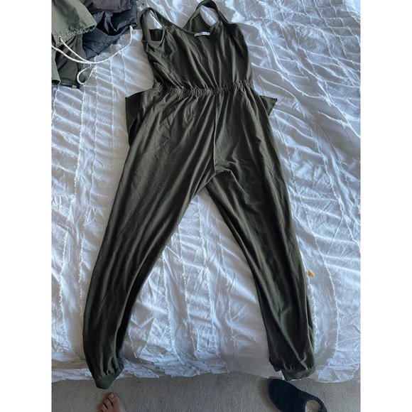 Dresses & Skirts - Jumpsuit